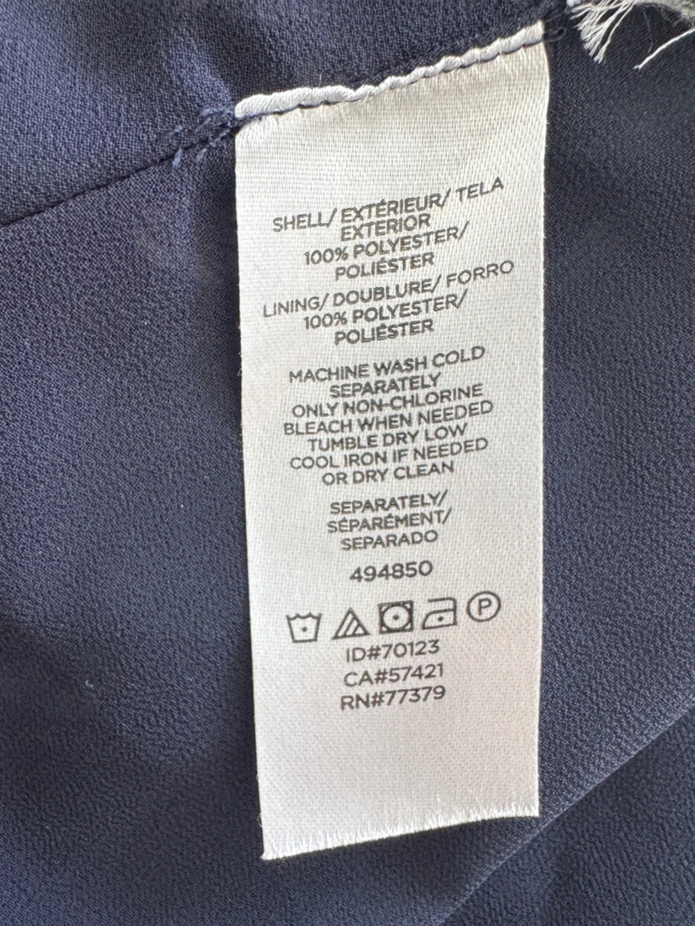 Ann Taylor flowy floral midi dress with tie waist, size 0 - Picture 11 of 11